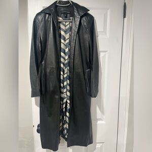 Gorgeous Black Genuine Leather Trench by Kenneth Cole - Size Small